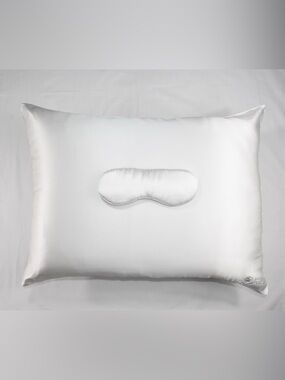 Silk Standard Pillowcase & Eye Mask Set with Satin Travel Case White NEW